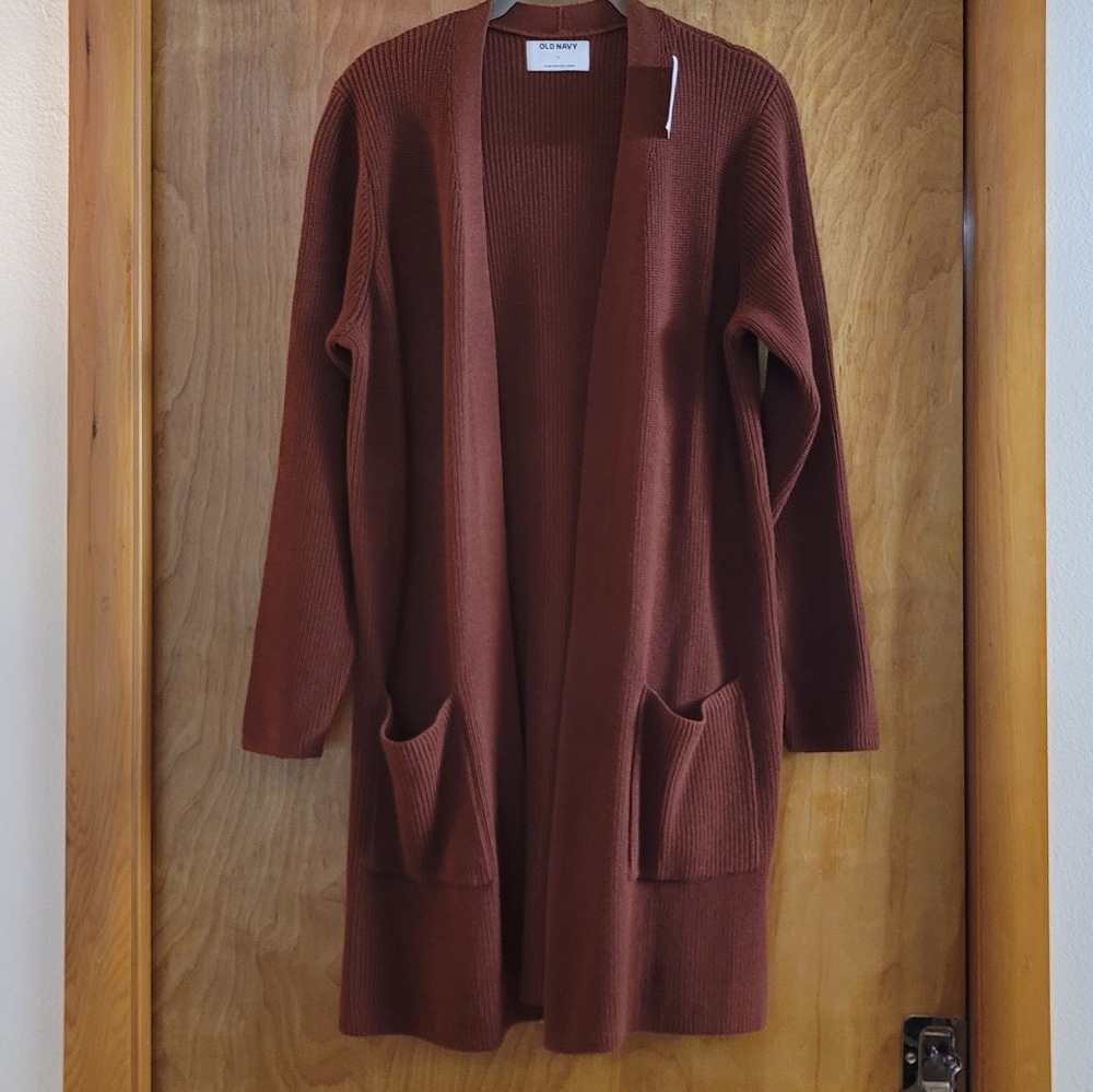 NWT. Old Navy Rust Cardigan, Sz L